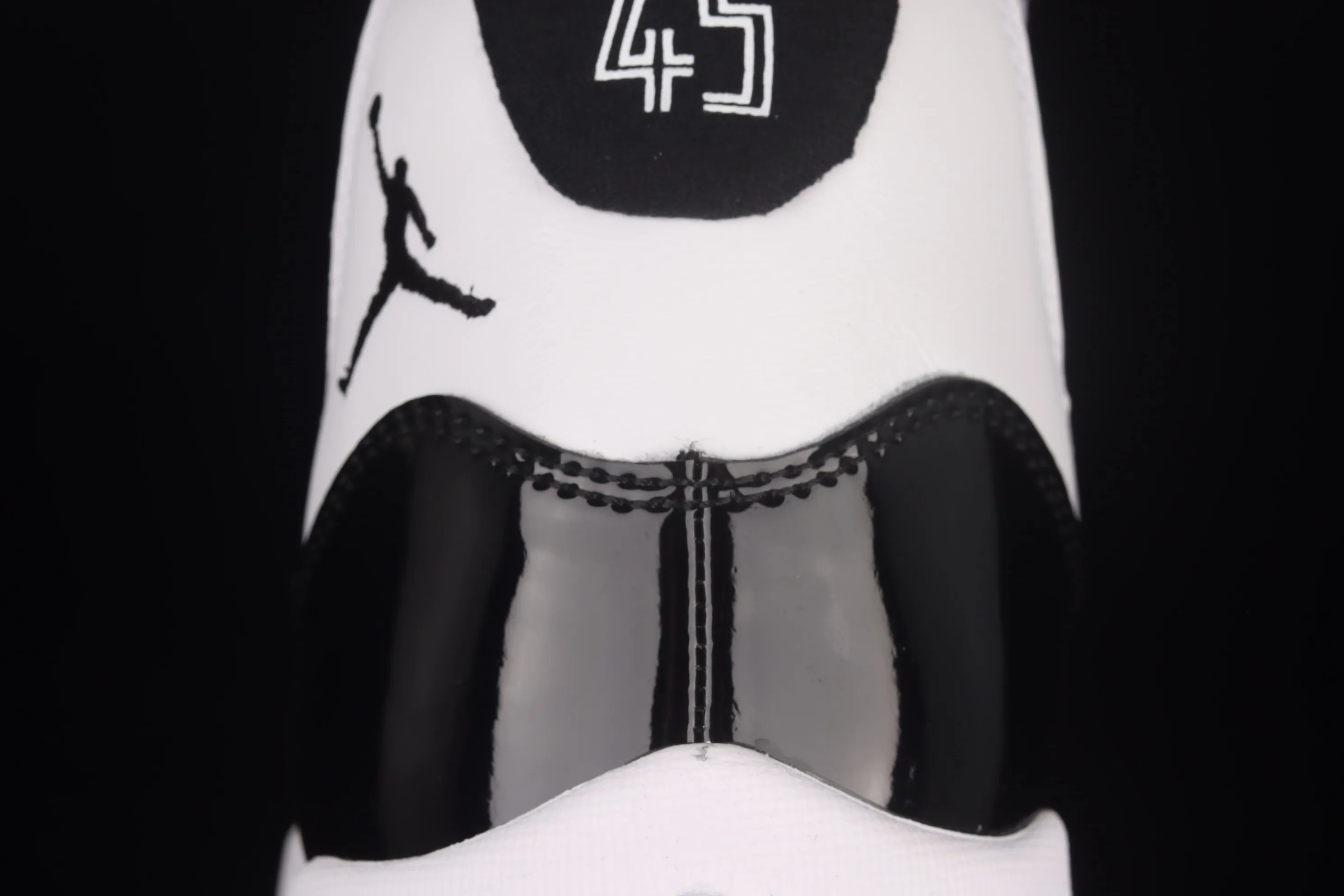 All categories Air Jordan Jordan series basketball shoes Air Jordan 11 F version Air Jordan 11Concord aj11 Concord black and white replica basketball shoes 378037-100
